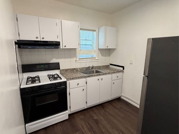 513 Chestnut Street , Brooklyn, NY 11208