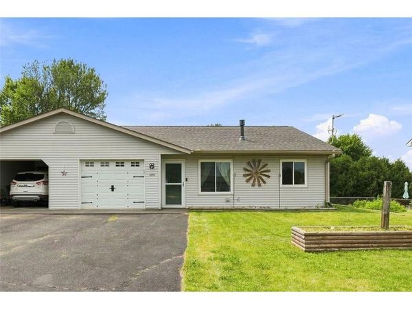 1880 Windmill Drive, Baldwin, WI 54002