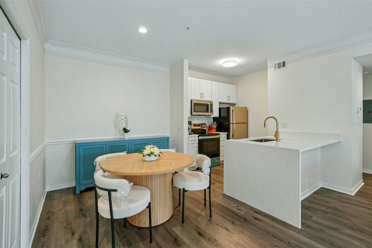 5174 Northridge Road, Unit 104, Sarasota, FL 34238 Photo