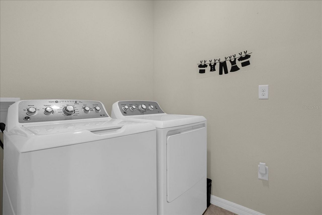 285 Summershore Drive, Auburndale, FL 33823 Photo
