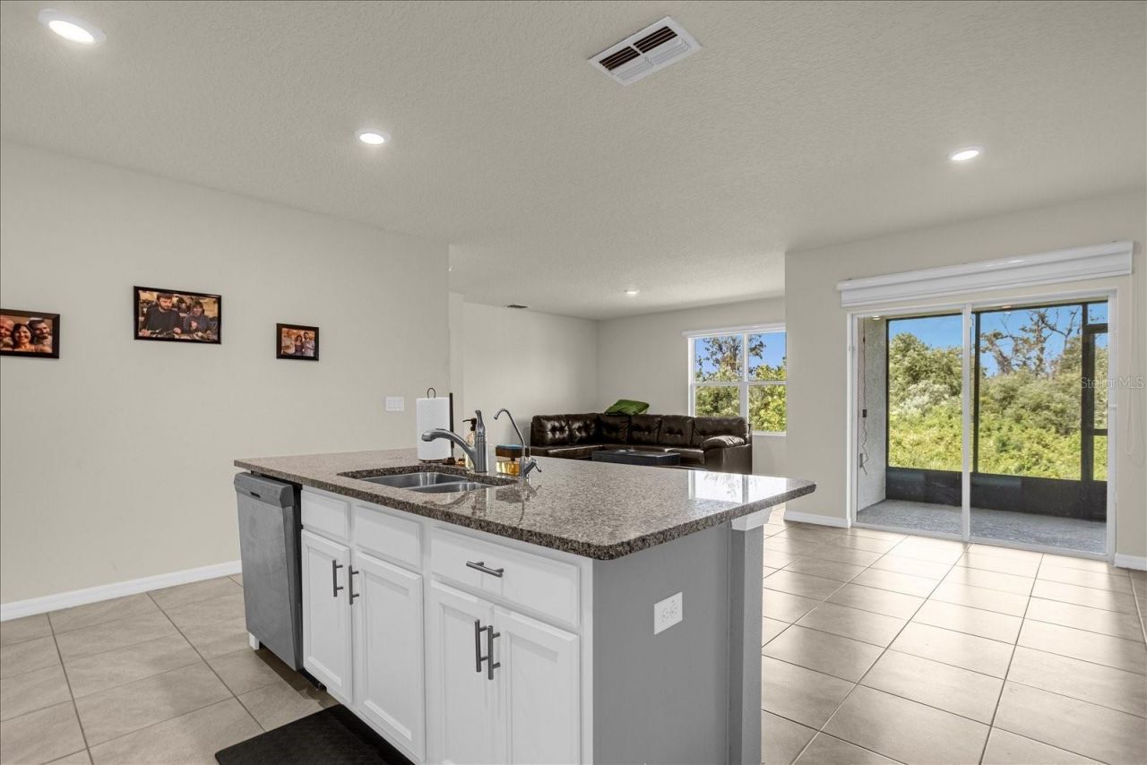 285 Summershore Drive, Auburndale, FL 33823 Photo