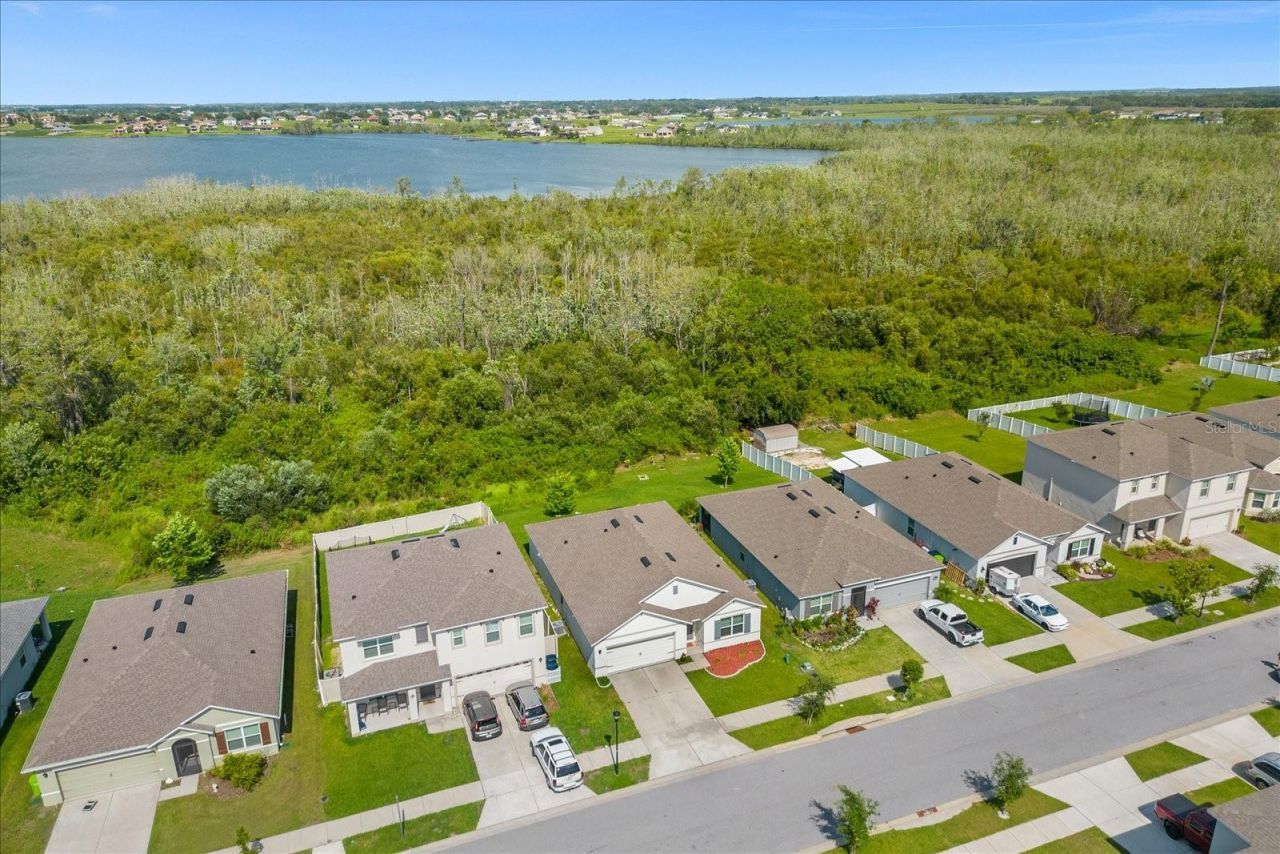 285 Summershore Drive, Auburndale, FL 33823 Photo