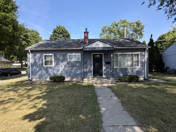 6525 W Ohio COURT, Milwaukee, WI 53219