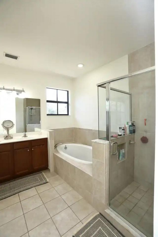 807 E Village Circle, Davie, FL 33325 Photo