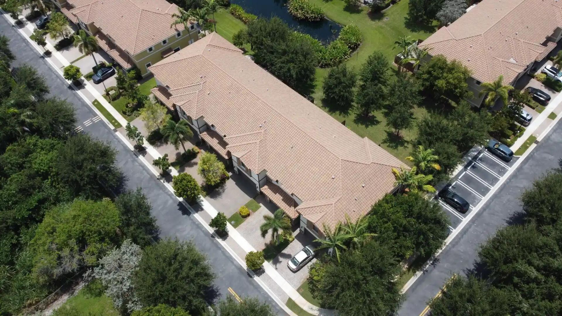807 E Village Circle, Davie, FL 33325 Photo