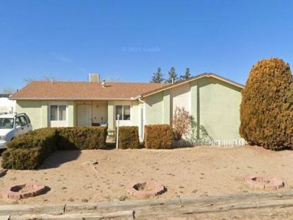 834 Nyasa Road SE, Rio Rancho, NM 87124