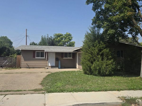 45 S Westwood St, Nampa, ID 83651