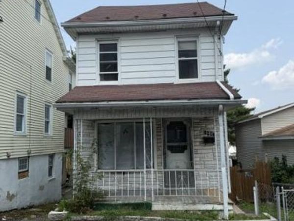 1441 HEMLOCK Street , Coal Township, PA 17866
