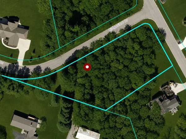 369 Ridgeview Drive , Chesterton, IN 46304