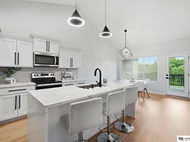 6937 Claystone Drive, Lincoln, NE 68521