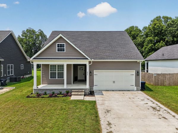 435 Colvert Lake Rd , Smithville, TN 37166
