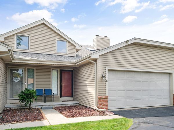 1118 Bernath Parkway, Toledo, OH 43615