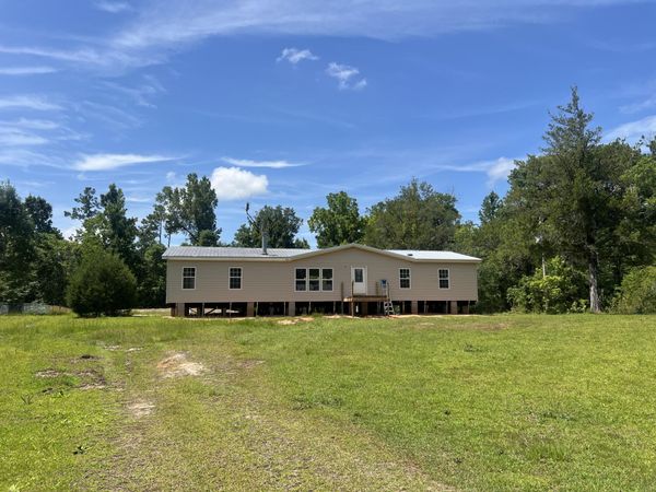 3941 Missouri Road, Marianna, FL 32446