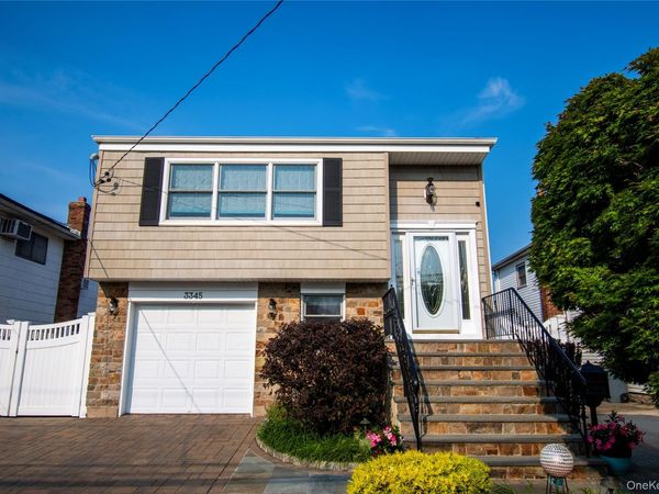 3345 Parkway Drive, Baldwin, NY 11510