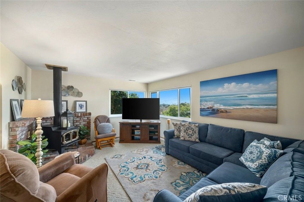 1641 Saratoga Avenue, Grover Beach, CA 93433 Main Photo