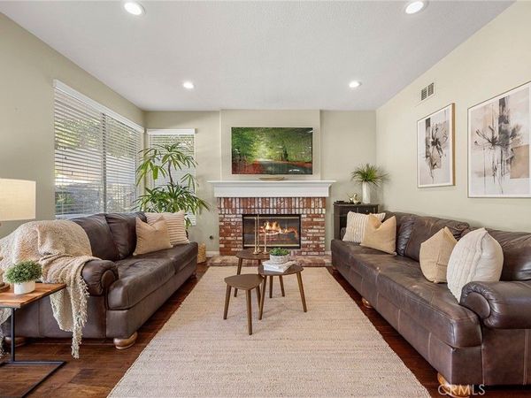 984 S Creekview, Anaheim Hills, CA 92808