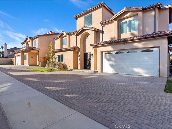 20811 W Seeasons Lane, Winnetka, CA 91306