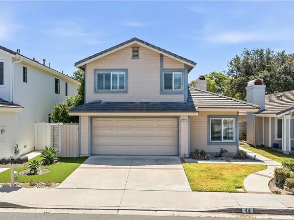 44 Silkberry, Irvine, CA 92614