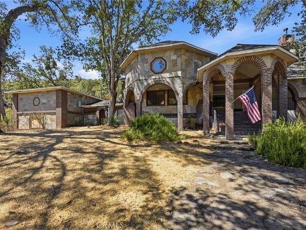 3725 Spring Valley, Clearlake Oaks, CA 95423