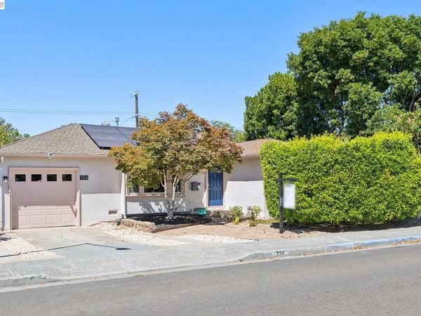 734 Scott Blvd, Santa Clara, CA 95050