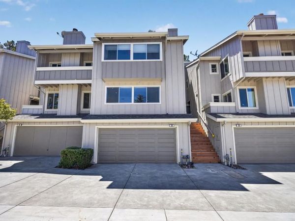29 Weepingridge Court, San Mateo, CA 94402