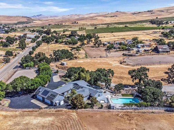 10040 Tesla Rd, Livermore, CA 94550