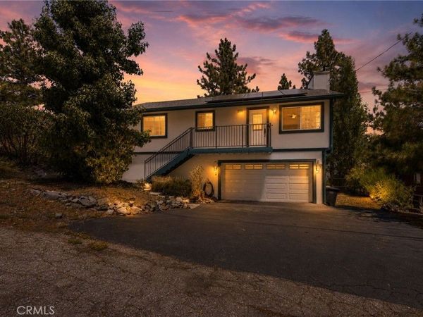 2054 Slippery Elm, Wrightwood, CA 92397