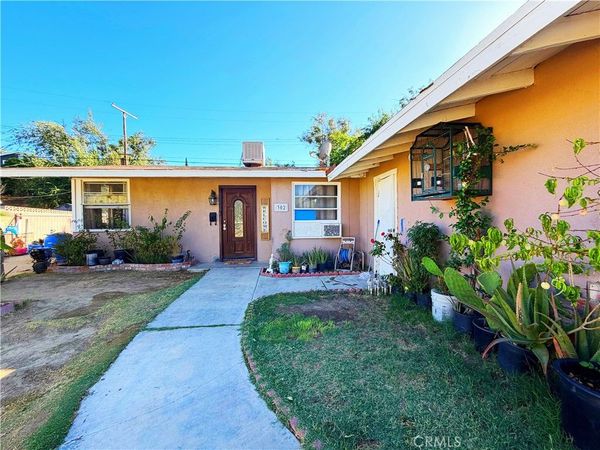 302 E Avenue R11, Palmdale, CA 93550