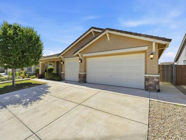 436 Northampton Way, Newman, CA 95360