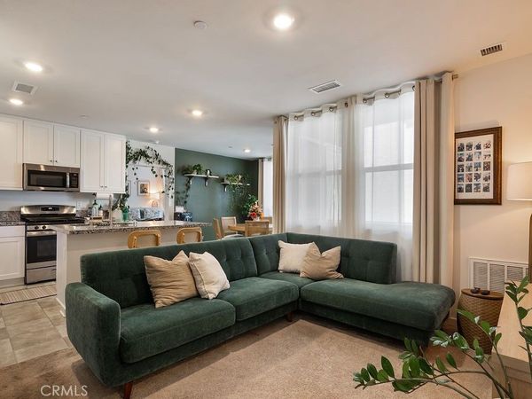 1000 N Tangent Privado, Unit 202, Ontario, CA 91764