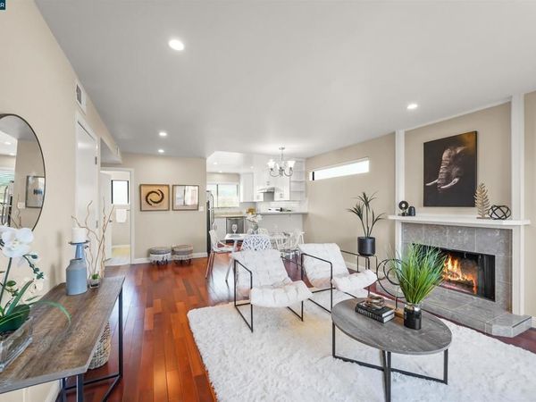 115 Hobart Ave, Unit E, San Mateo, CA 94402