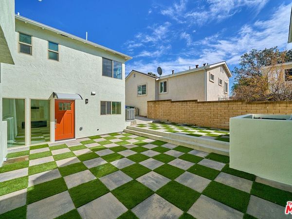 2938 Mary Street, Unit A, La Crescenta, CA 91214
