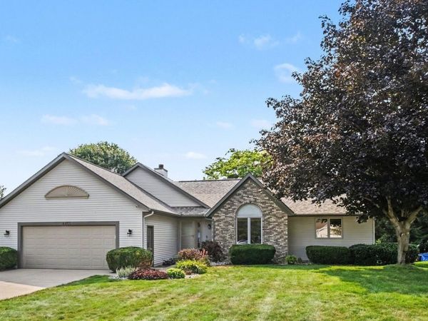 4455 BRIDGEVILLE Court, Hudsonville, MI 49426