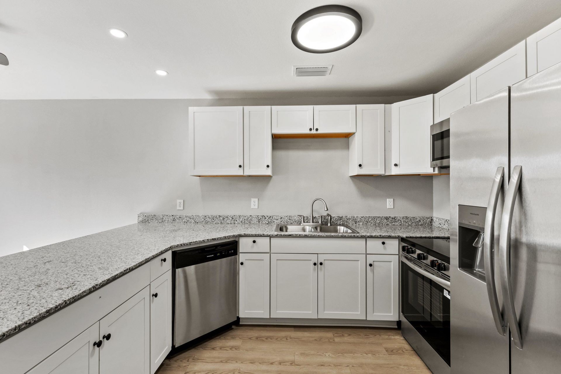 1402 George Calvin Bless Way, Unit 1,2,3,4, Tallahassee, FL 32310 Photo