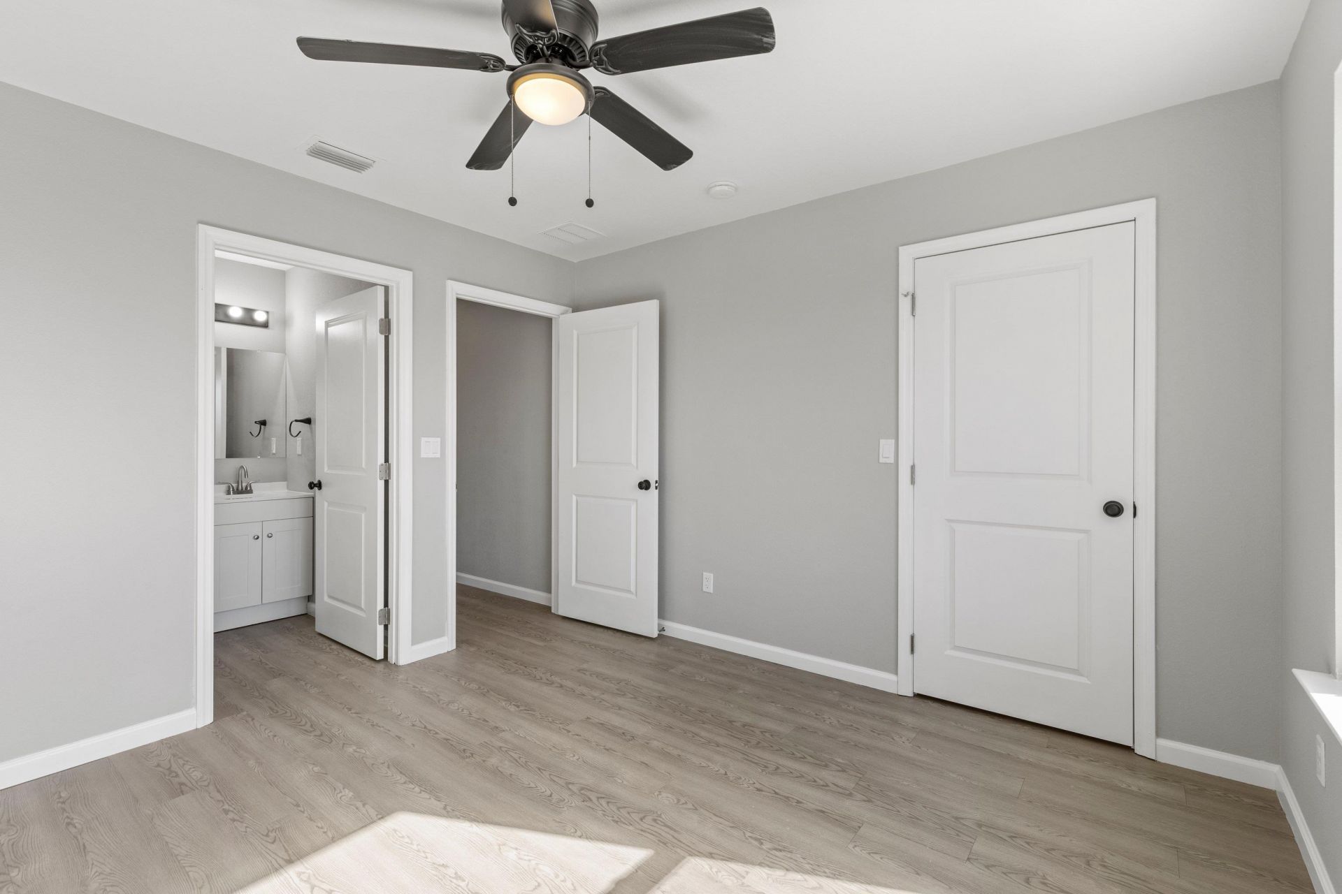 1402 George Calvin Bless Way, Unit 1,2,3,4, Tallahassee, FL 32310 Photo