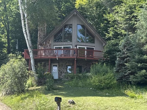 304 Oak Street, Munising, MI 49862