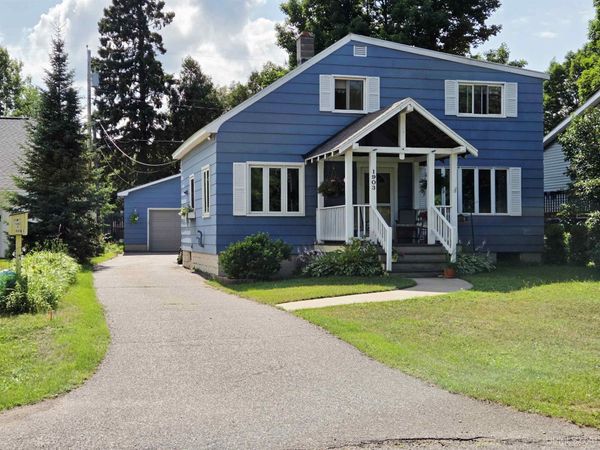 1903 Prairie Avenue, Ishpeming Twp, MI 49849