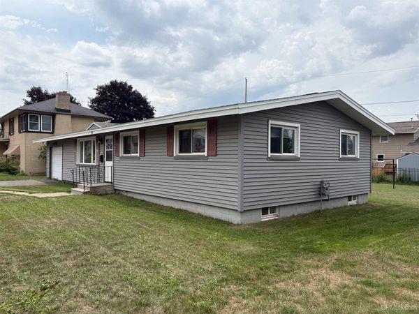 951 Baldwin Avenue, Negaunee, MI 49866