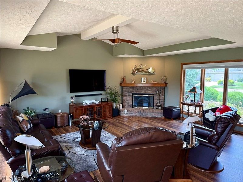 33065 Cobblestone Circle , North Ridgeville, OH 44039 Photo 11