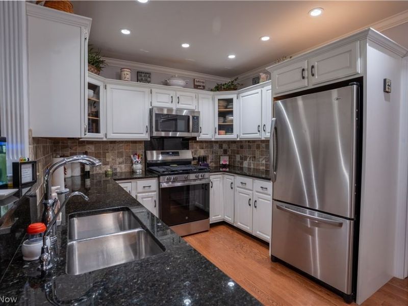 40 The Ledges, Unit 1C, Poland, OH 44514 Photo 5