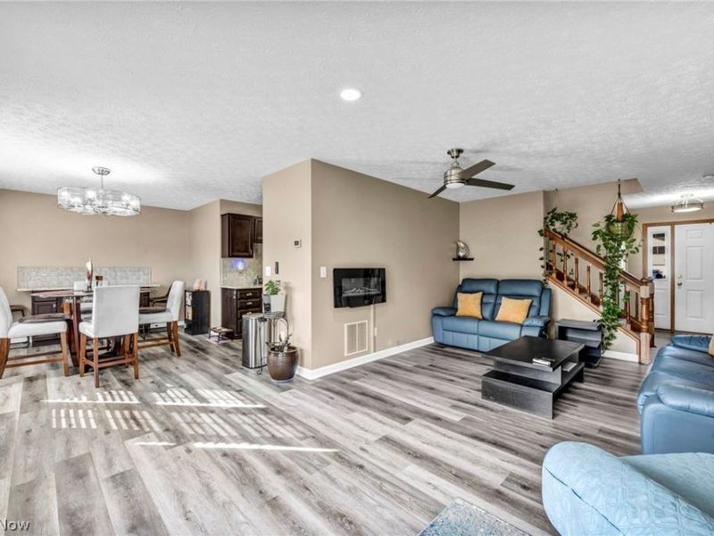 8529 Spencer Court, North Ridgeville, OH 44039 Photo 13