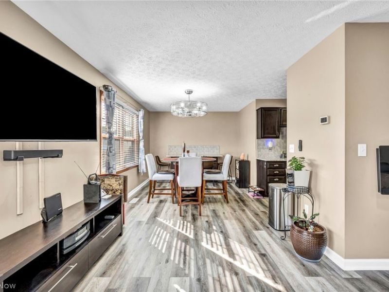 8529 Spencer Court, North Ridgeville, OH 44039 Photo 14