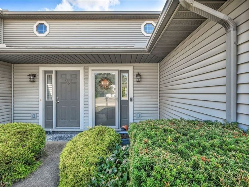 8529 Spencer Court, North Ridgeville, OH 44039 Photo 7