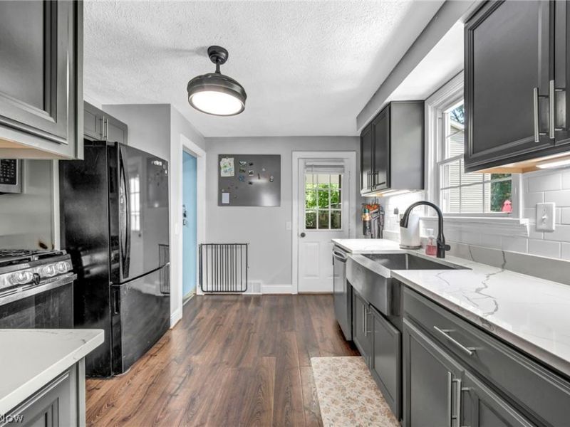 226 Baker Street, Berea, OH 44017 Photo 12