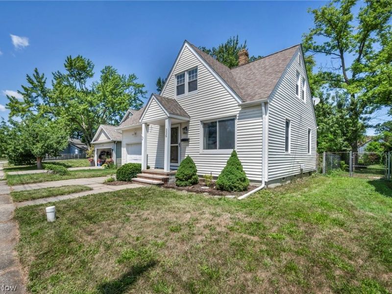 226 Baker Street, Berea, OH 44017 Photo 2