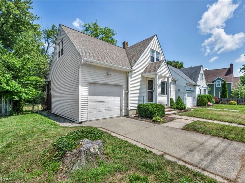 226 Baker Street, Berea, OH 44017 Photo 3
