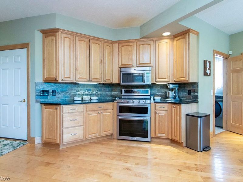 2365 Hickorycreek Drive, Medina, OH 44256 Photo 11