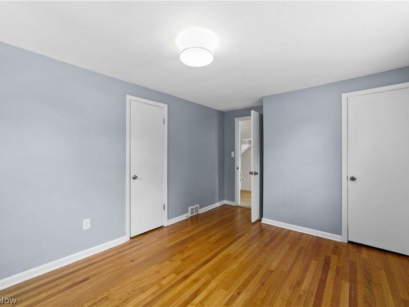 3850 Faversham Road, University Heights, OH 44118 Photo 19