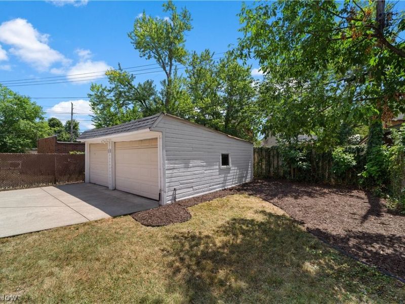 3850 Faversham Road, University Heights, OH 44118 Photo 31