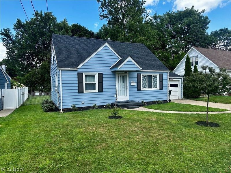 2229 39th Street NW, Canton, OH 44709 Photo 1